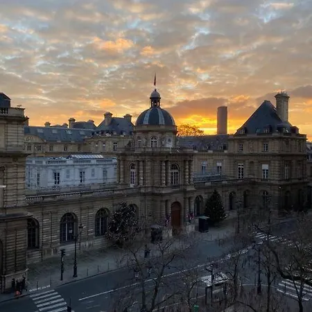Apartment Amazing Flat Senat Paris